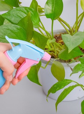 Multi fuction Hand Pressure Spray Bottle For Gardening Fert