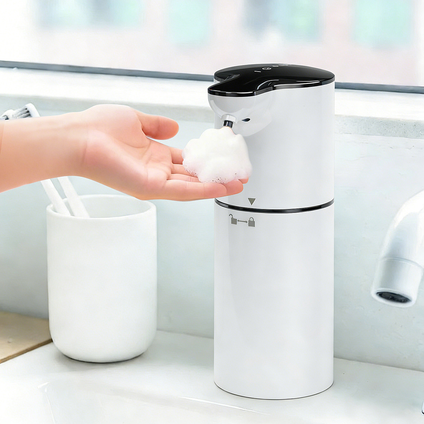 洗手液自动感应器全电动洗洁精机智能出泡沫起泡器家用厨房皂液器