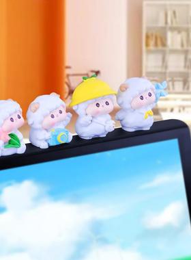 直销新款小羊乖乖迷你摆件可爱电脑屏幕办公室桌面工位装饰汽车中