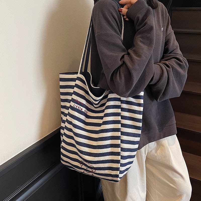 刺绣小狗条纹帆布包女2025新款休闲大容量单肩包慵懒风通勤托特包
