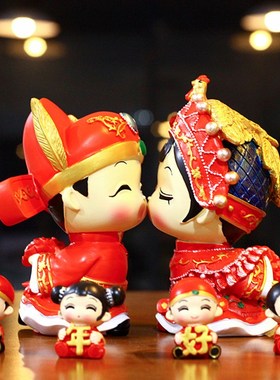 新款 情侣亲嘴结婚娃娃摆件陶瓷活动金童接吻套餐中式2022一对中