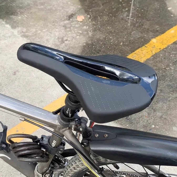 自行车坐垫运动防水车座超软中空舒适透气山地公路车鞍座骑行配件