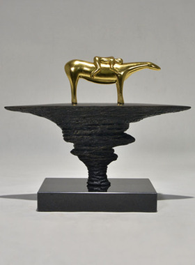 现代酒店艺术雕塑摆件别墅样板间摆设树脂抽象家居饰品陈设可定制