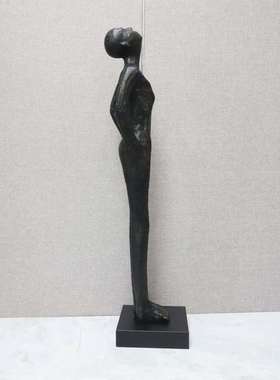 欧式创意简约仰头人0475物雕塑摆件客厅室店室玄关酒办卧公家居装