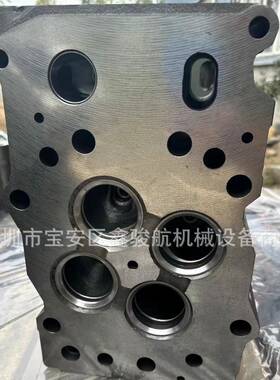 SAA6D172-0E/6D5170-5发动机气缸盖ZFH6411-1100/6245-11-1111