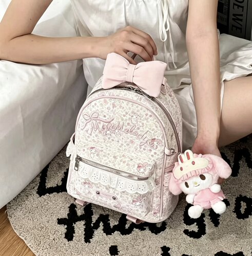 可爱卡通美乐蒂双肩包包女2026新学生休闲大容量书包轻便通勤背包