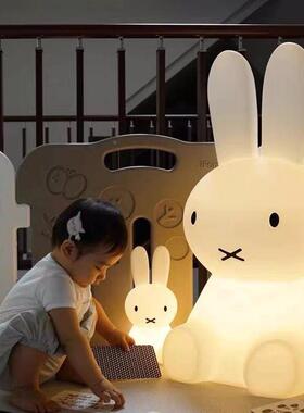 卡通小夜喂灯卧室床头柔光睡台灯儿童女婴女儿奶护眼生灯伴MSHT56