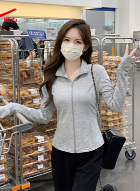 ZH回力麻灰色修身卫衣外套女2026新款早春穿搭小个子紧身短上衣