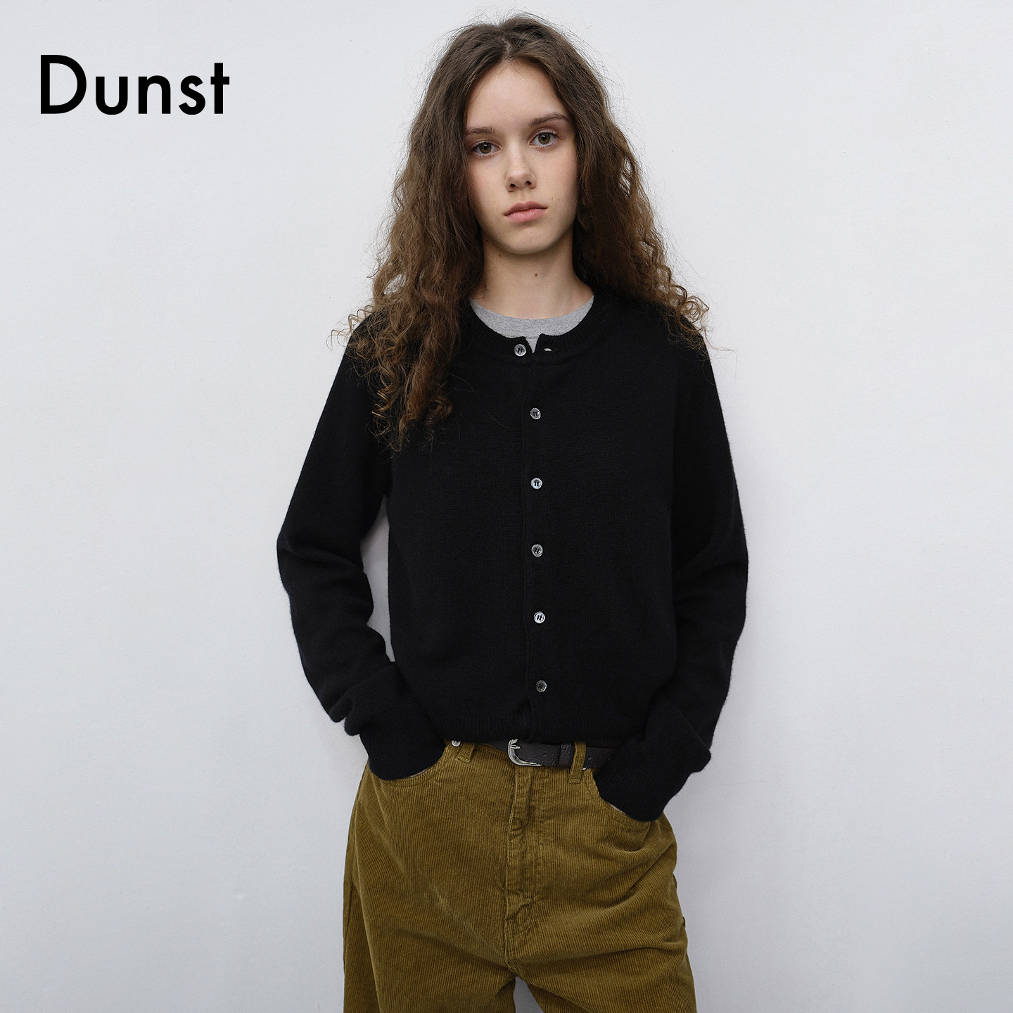 【预售】Dunst【蜜汁叉烧同款】26秋圆领针织开衫上衣UDSW6C101