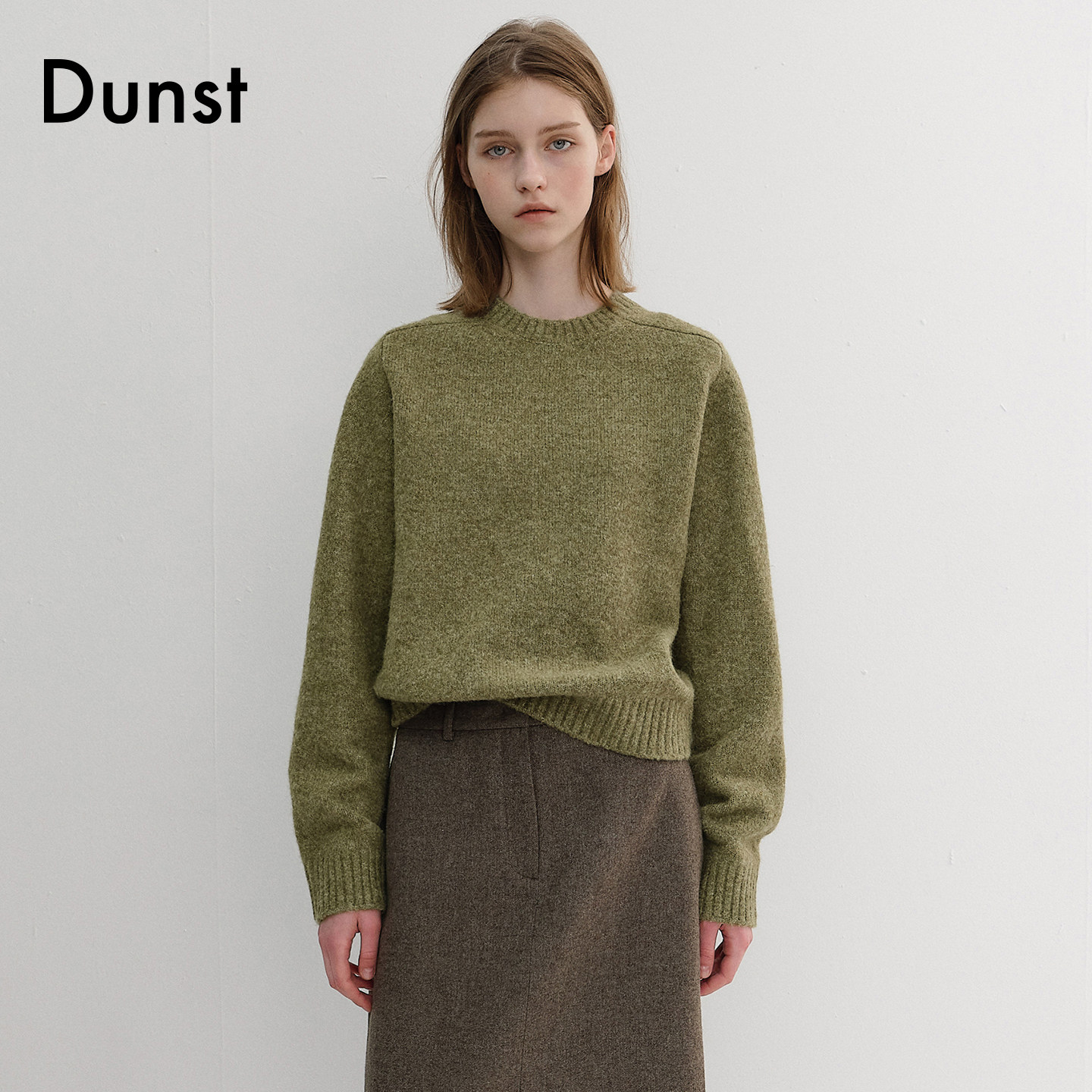 Dunst2026冬季新品中性款纯色百搭日常毛绒感圆领针织衫UDSW6D133
