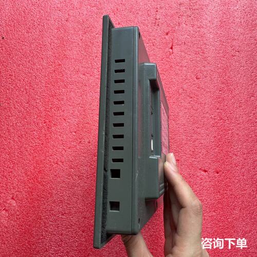 昆仑通态MCGS TPC7062KT(TD)触摸屏，实物