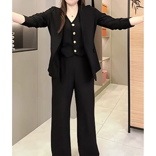 大码 马甲小西服上衣长裤 显瘦套装 胖mm长袖 两件套 女2024秋新款 时尚