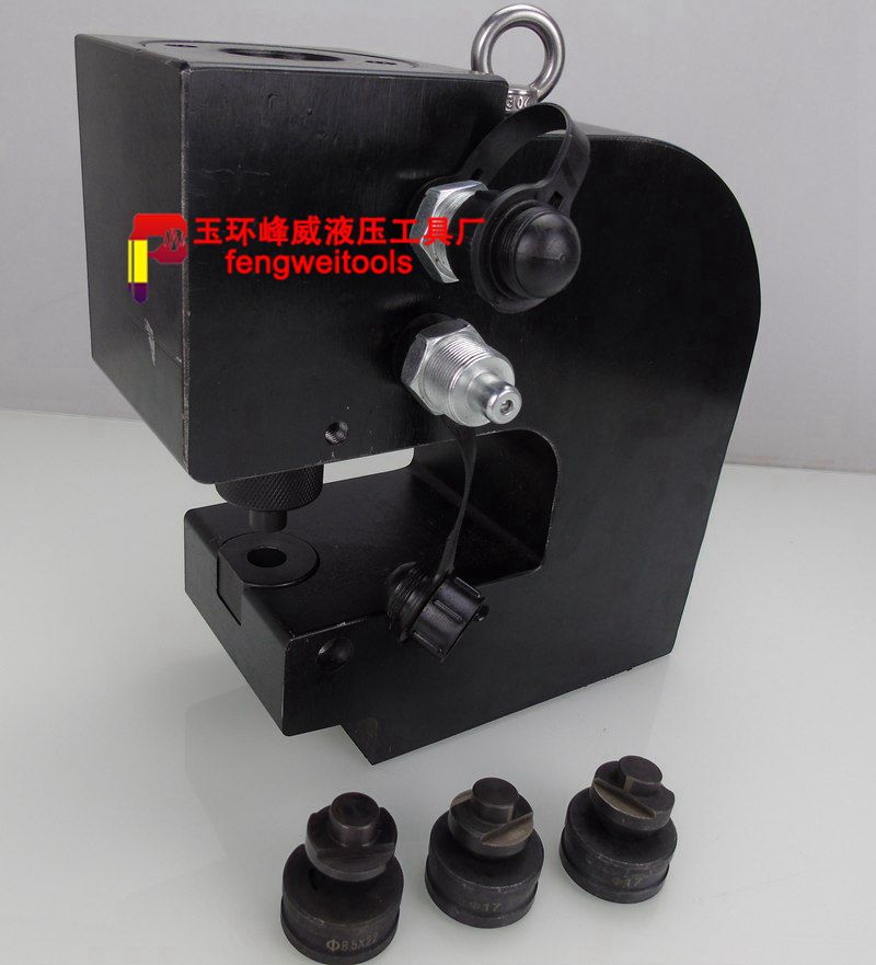 。玉环液压CH-75槽钢冲孔机窄边槽钢两面冲三面液压冲孔机角钢角