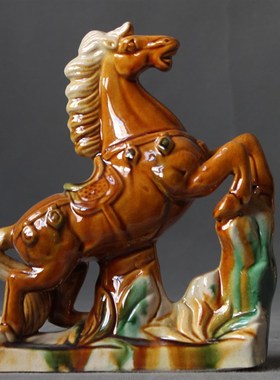 唐三彩马陶瓷马摆件八骏马礼品工艺品家居装饰品中式复古客厅摆件