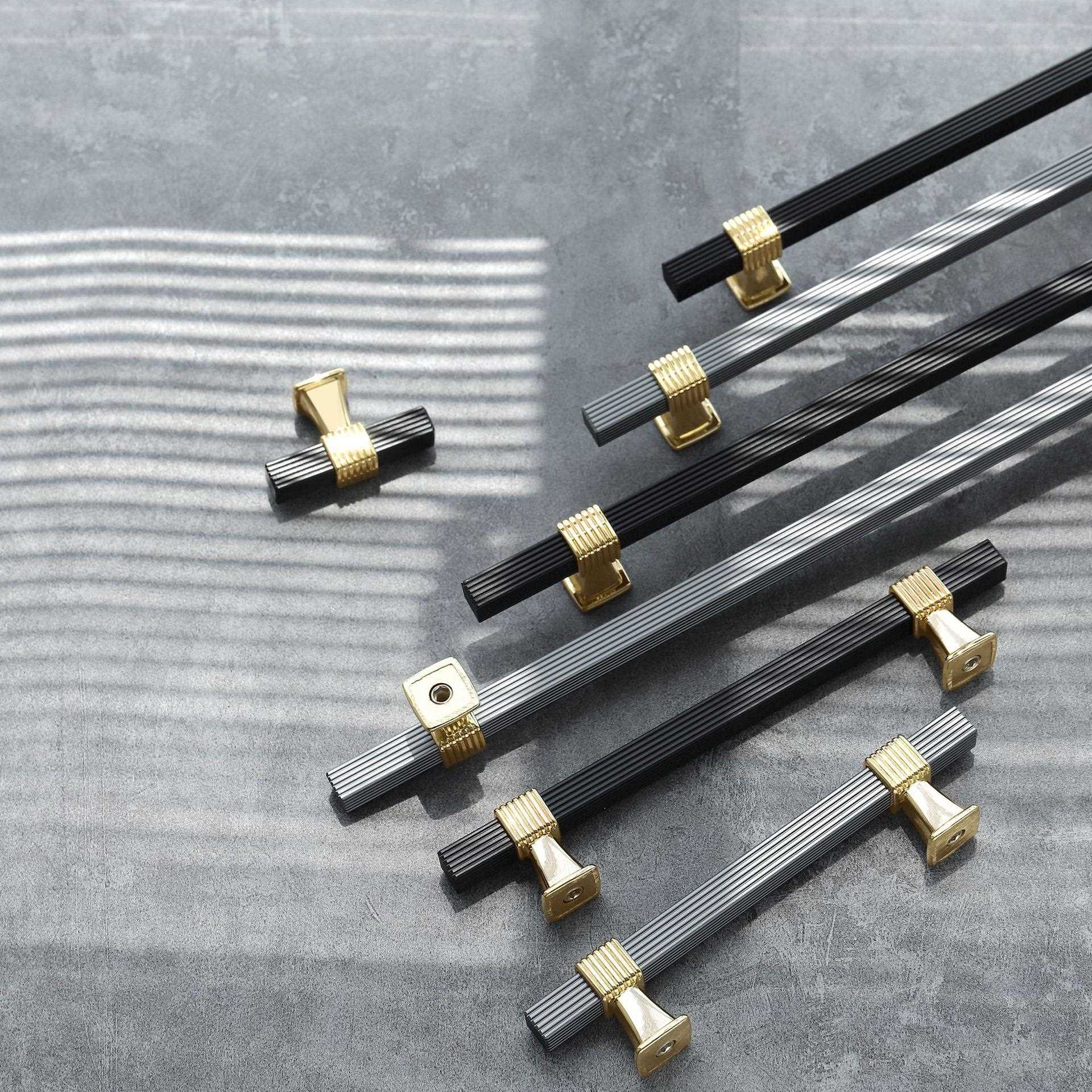 新款直销柜门拉手现代简约欧式橱柜衣柜门把手抽屉黑色金色加长铝