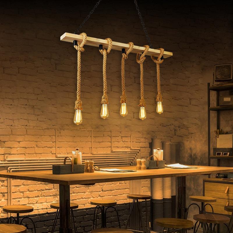 新款直销网红餐厅灯设计师美式复古loft创意个性怀旧工业风实木吊