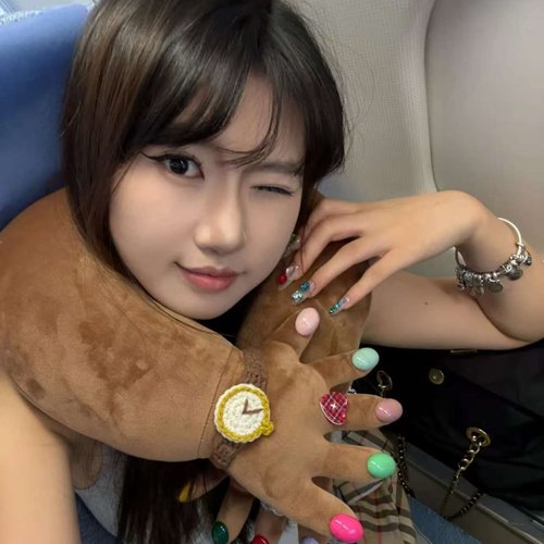 手指u型枕2025年新款搞怪创意颈枕玩偶毛绒玩具娃娃抱枕旅行便捷