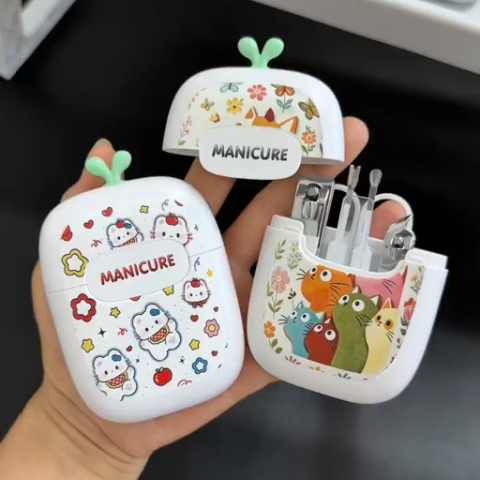 卡通可爱便携指甲钳收纳套装