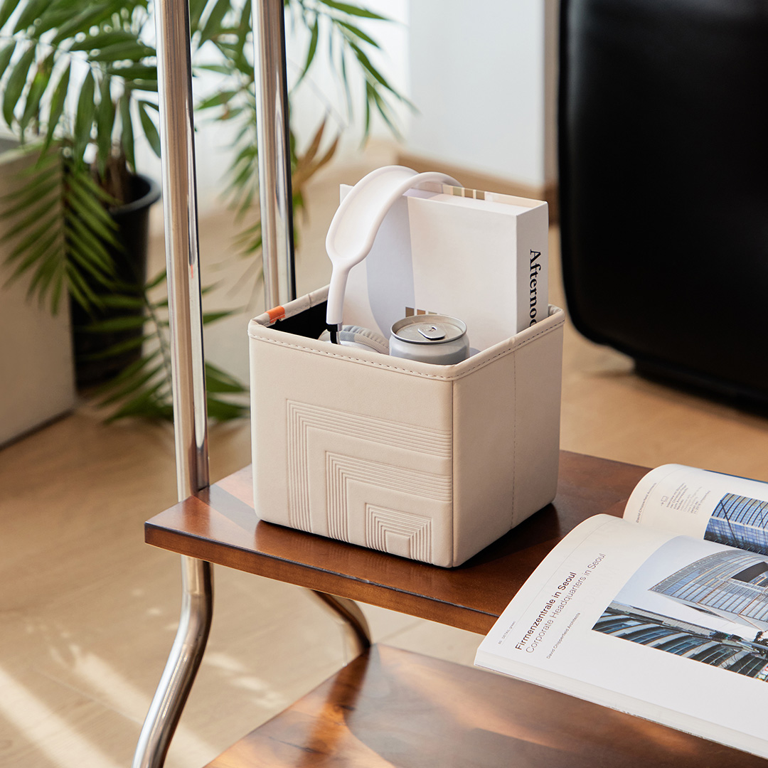 极氪极物 车载折叠垃圾桶