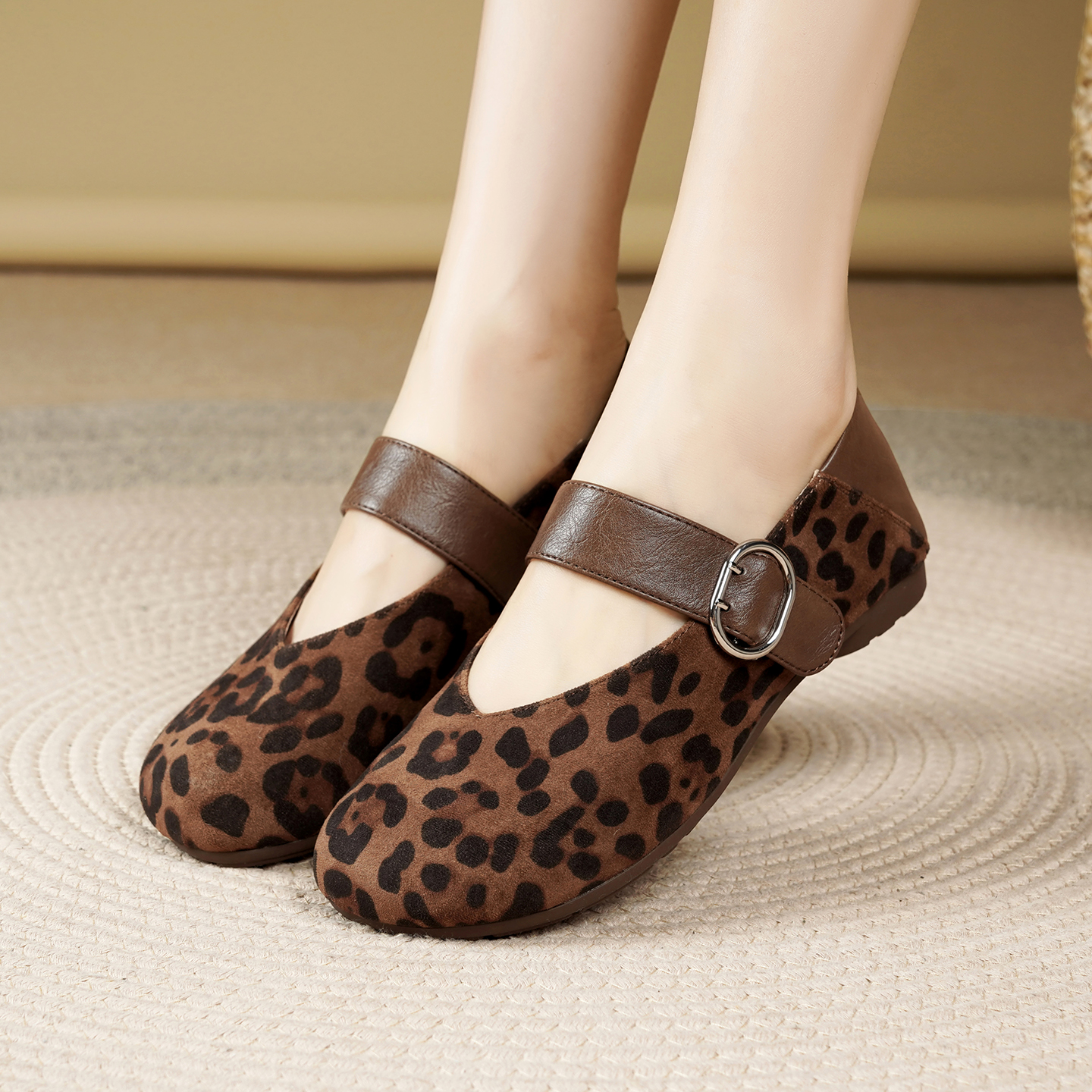 复古2025新款豹纹低跟晚晚鞋