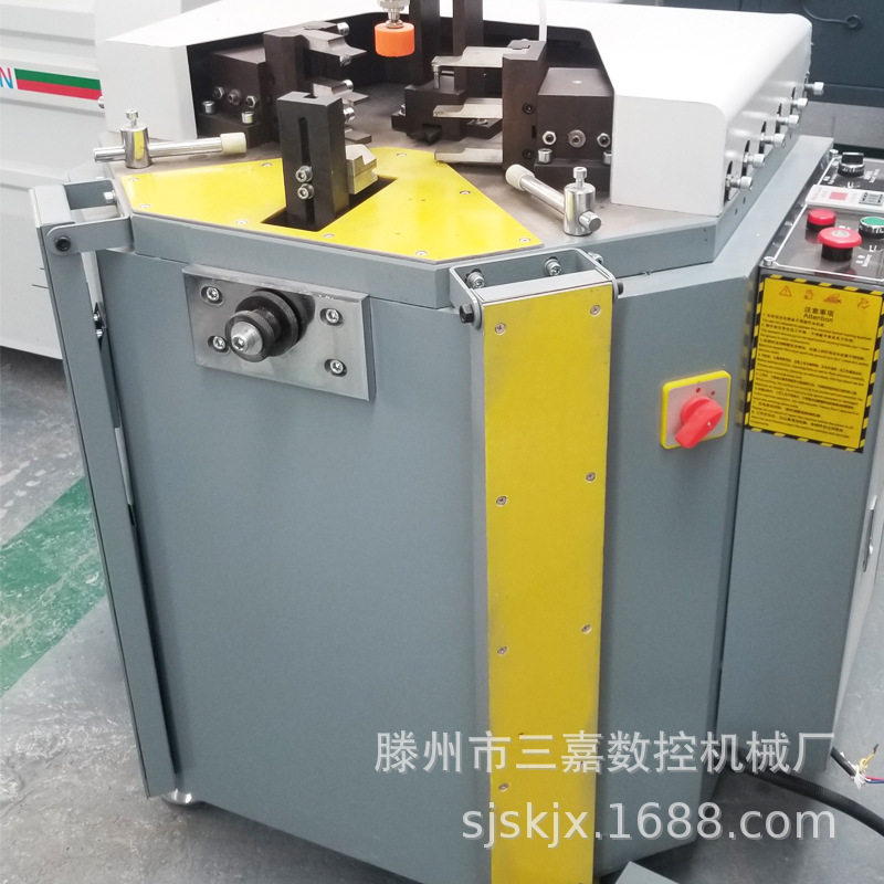 断桥铝小型组角机价格