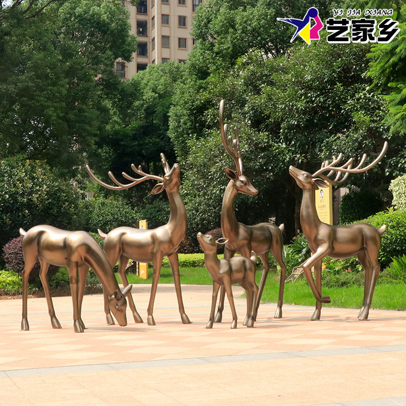 户外大型园林抽象玻璃钢仿铜鹿雕塑商场公园景观梅花鹿装饰品摆件
