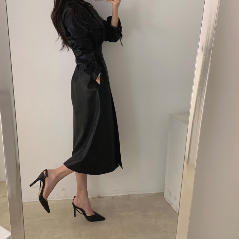 三小姐的咖啡黑色中长款过膝皮衣风衣2024新款女秋冬修身外套大衣