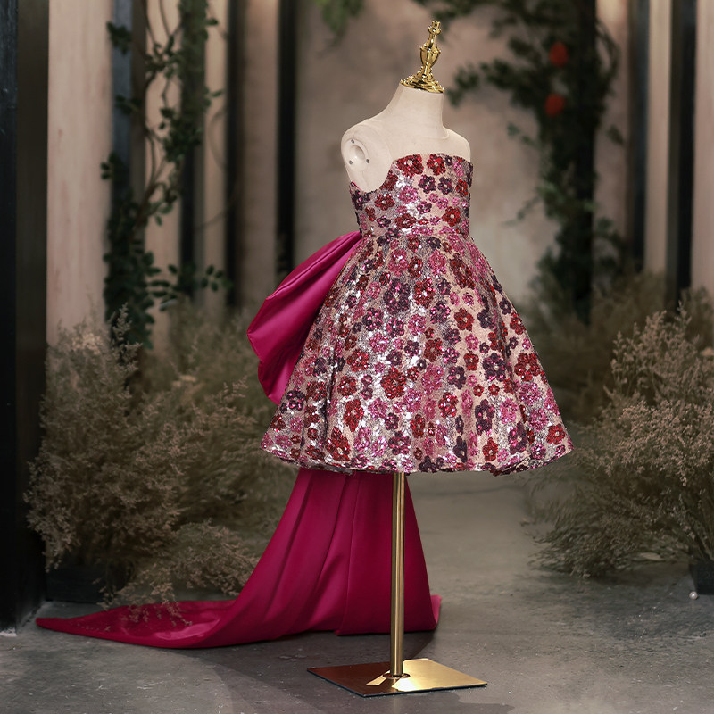 女童礼服2024新款轻奢小众高端儿童主持人演出服钢琴演奏拖尾玫红