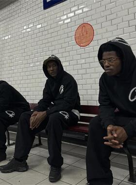 Corteiz秋冬季时尚百搭黑色连帽衫慢跑长裤套装星星贴布潮高质量