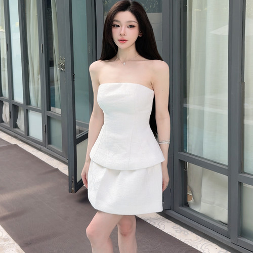 YOUENBB【赫拉小姐】白色小香设计感修身抹胸收腰显瘦A字短裙套装