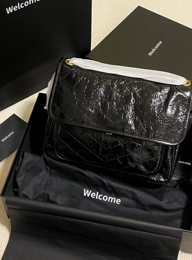 2025新款女式油蜡皮褶皱niki包包真皮链条邮差包单肩斜挎流浪女包