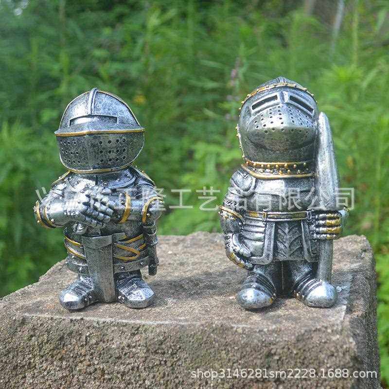 直销新款守卫雕塑花园装饰盔甲骑士侏儒守卫微景观欧式雕塑树脂工