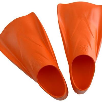 新款直销游泳脚蹼EVA便携式便携式专用加油 超轻游的更快更轻松