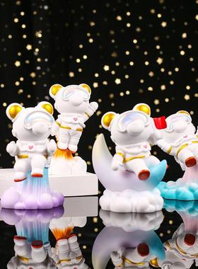 新款直销宇航员卡通太空熊客厅电视柜摆件创意汽车车载装饰品男孩