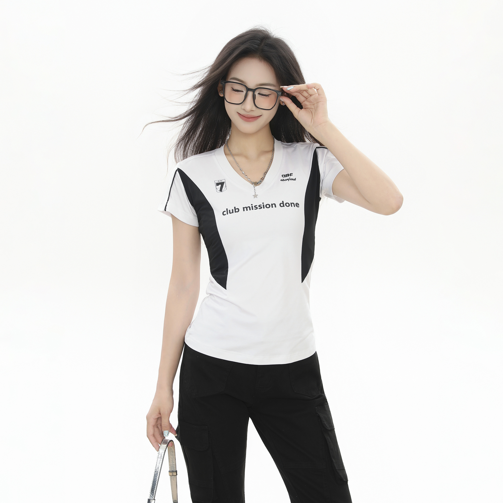 BNMGIN撞色运动风速干v领短袖t恤