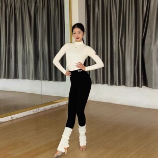 套装 2026冬季 高领连体上衣瑜伽长裤 成人女拉丁舞服练习服长袖 新款
