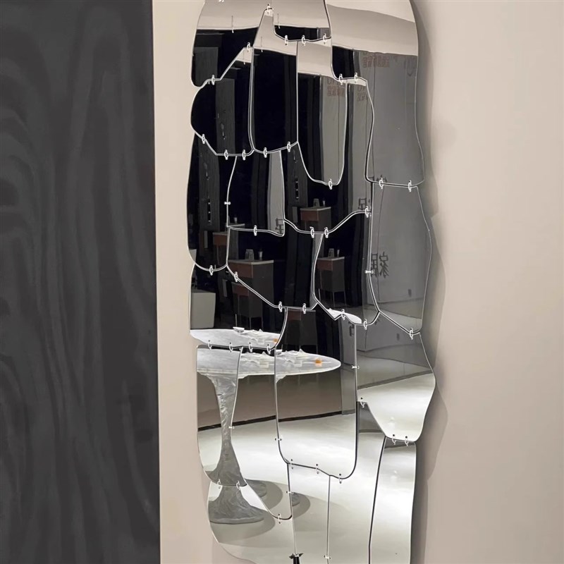 设计师轻奢米拉全身镜异形不规则全身镜服装店悬T挂压克力全身镜