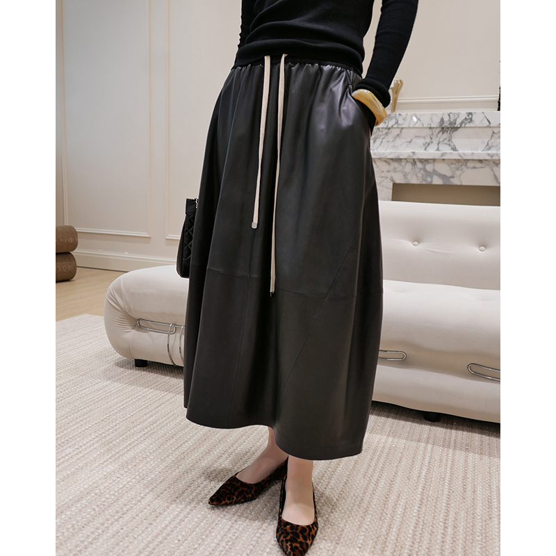 花苞皮裙 运动休闲风抽绳温润小羊皮女士真皮半裙冬季新款B1377