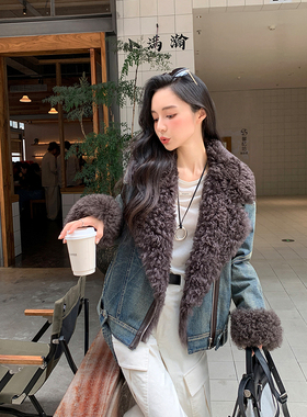 鹅绒皮草外套女短款皮毛一体羊毛拼接牛仔派克服2025冬年轻B2372