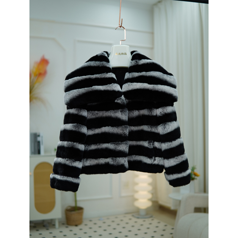 獭兔毛皮草女2025新款龙猫皮毛一体时尚外套秋冬奢华显瘦B527