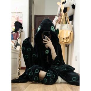 卡通克鲁鲁披肩斗篷毛绒睡袍珊瑚绒睡衣女冬季网红风可爱加厚睡裙