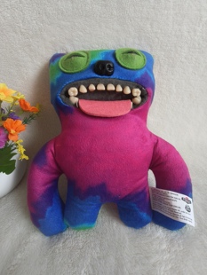 正版fuggler牙齿怪兽玩偶放克牙宝丑萌公仔搞怪毛绒淘金裤衩街头