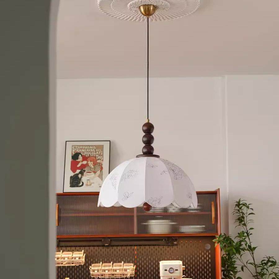 新款直销法式复古餐厅吊灯中古卧室吊灯美式花纹客厅书房灯侘寂风,家装灯饰光源,智能吊灯,淘宝优惠券,粉丝福利购,淘宝优惠卷