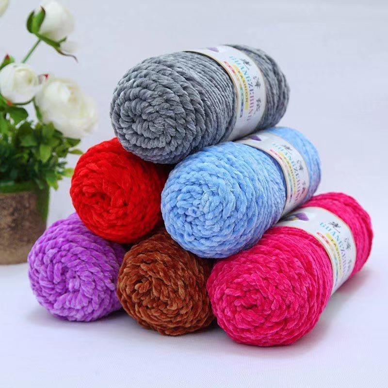 直销新款三股雪尼尔光泽绒毛线 团钩鞋粗毛线编织毛衣围巾帽子线