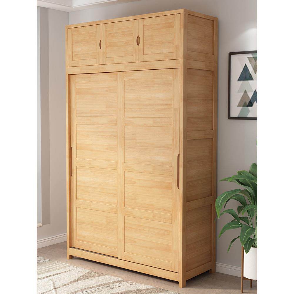 北欧实木两门滑动门衣柜与顶部橱柜现代简单的原木风格滑动门卧室