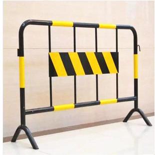 红白铁围栏铁马护栏围挡马路隔离栏市政交通施工围栏马拉松引导栏