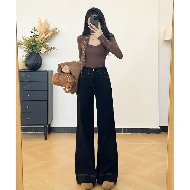 乔栈爆款黑色不贴腿微喇阔腿牛仔裤女秋冬高腰显瘦提臀小个子穿搭