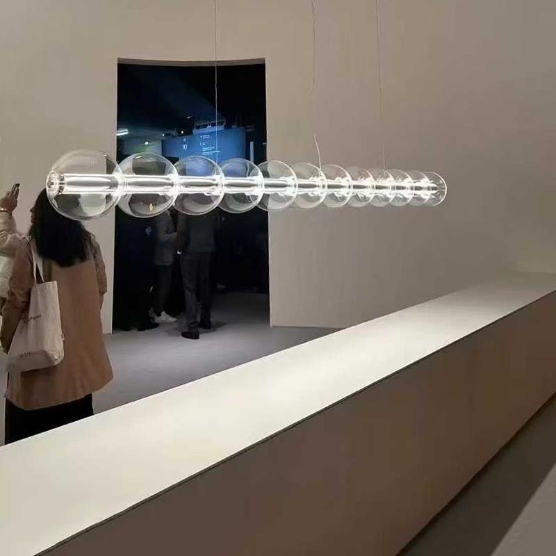 后现代简约创意饭厅吊灯气泡玻璃灯咖啡厅橱窗吧台岛台一字长条灯