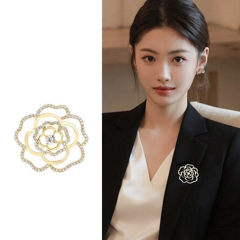 简约奢华山茶花胸针女款