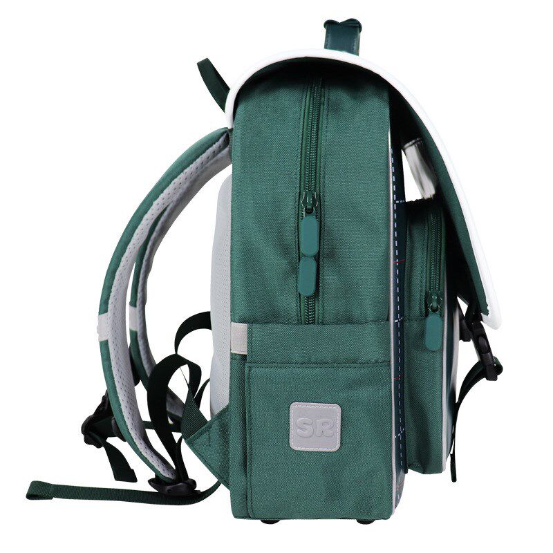 竖版英伦小学生书包定制入学男童女孩pu超纤减负护肩超轻双肩包